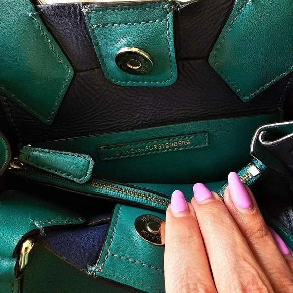 Diane Von Furstenberg On-the-Go Carryall Leather Bag  - Picture 12 of 13